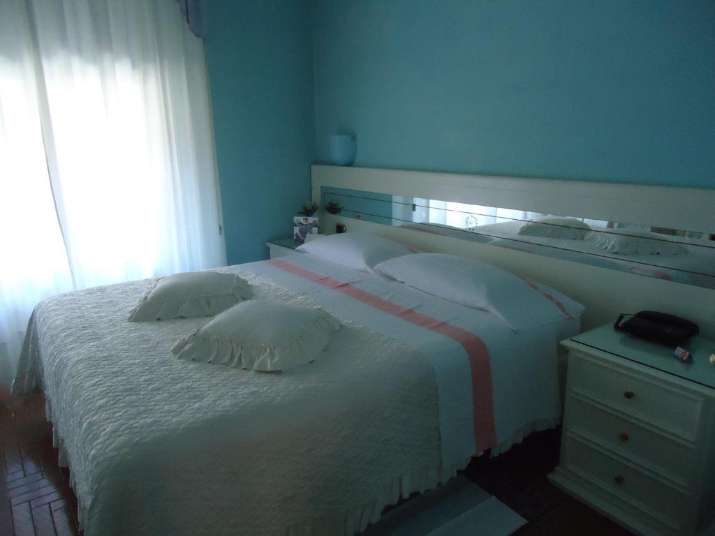 Hotel Matilde Marina di Massa Habitación foto